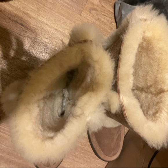 Fur Ugg boots - Picture 5 of 7